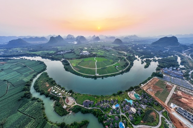 崇左旅游攻略_德天瀑布免费观赏_崇左旅游景点门票