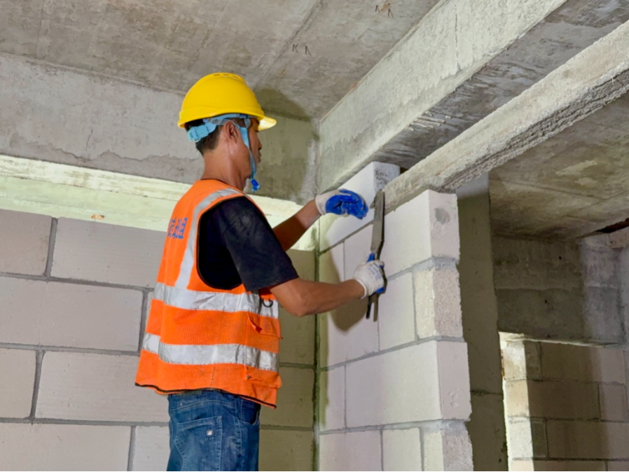 现场建设正在如火如荼的进行中 (5).jpg