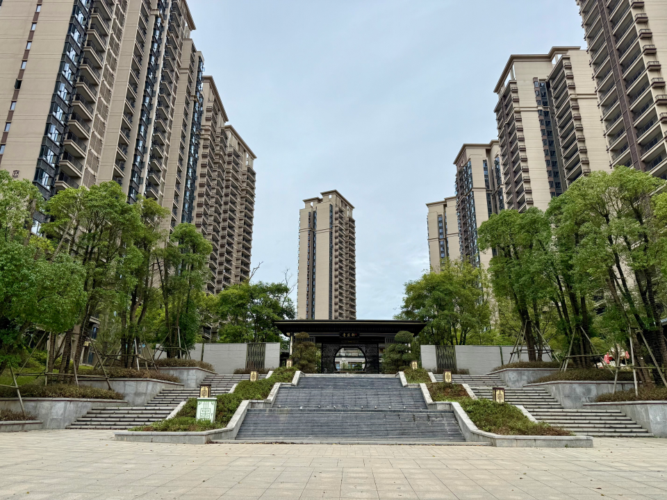 Honeyview_已达到可交付的楼栋室内 (3).png